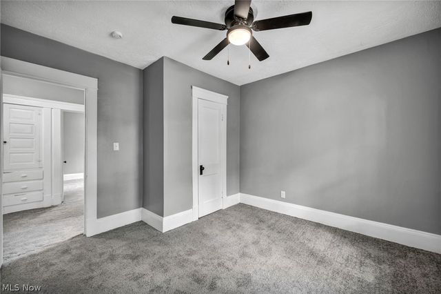 3250 W 99th Street, Cleveland, OH 44102
