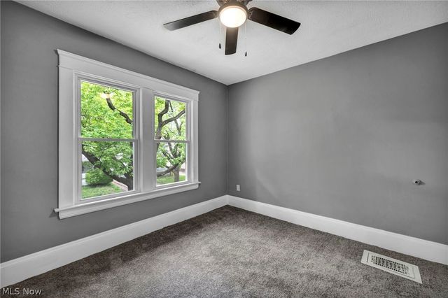3250 W 99th Street, Cleveland, OH 44102