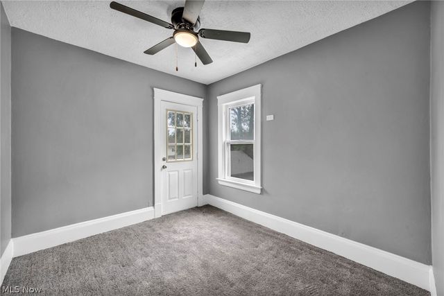 3250 W 99th Street, Cleveland, OH 44102