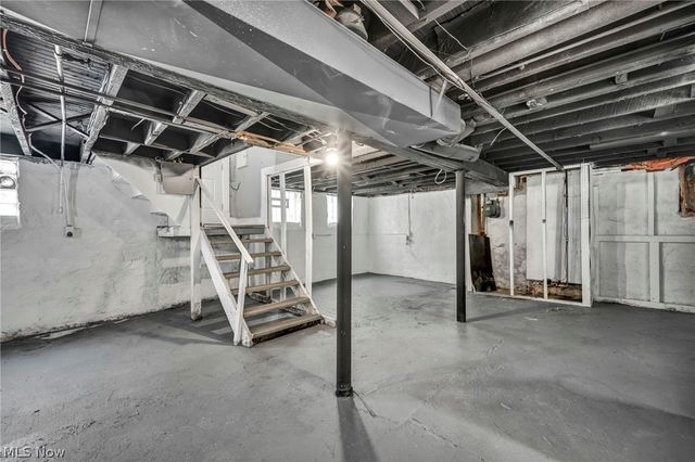 3250 W 99th Street, Cleveland, OH 44102
