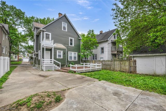 3250 W 99th Street, Cleveland, OH 44102