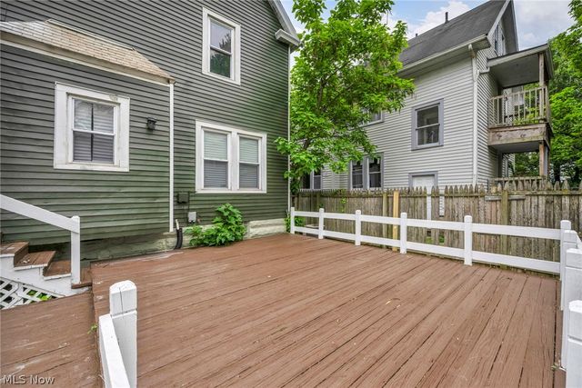 3250 W 99th Street, Cleveland, OH 44102