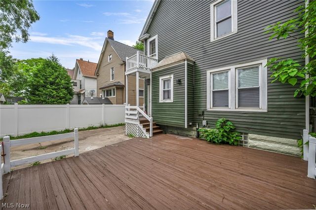 3250 W 99th Street, Cleveland, OH 44102