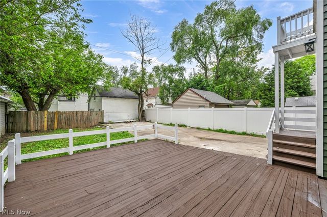 3250 W 99th Street, Cleveland, OH 44102