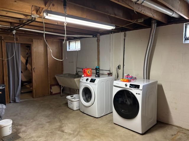 905 Plain Street, La Porte, IN 46350