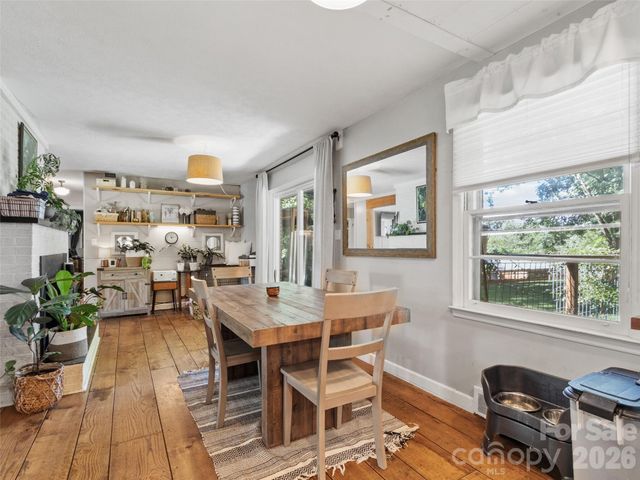 38 Crowell Road, Asheville, NC 28806