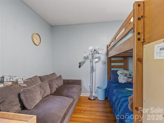 38 Crowell Road, Asheville, NC 28806