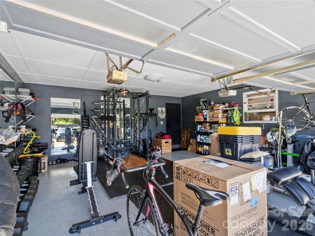 38 Crowell Road, Asheville, NC 28806