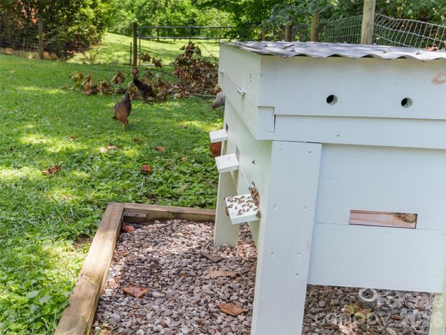 38 Crowell Road, Asheville, NC 28806