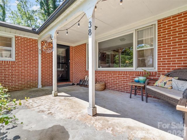 38 Crowell Road, Asheville, NC 28806