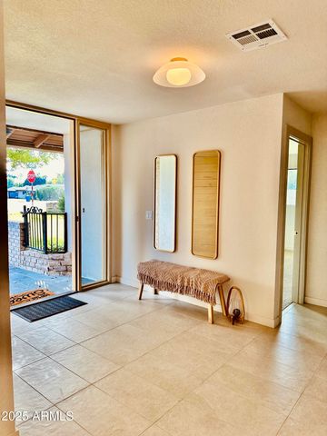 524 W HARMONT Drive, Phoenix, AZ 85021