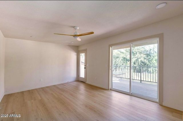 524 W HARMONT Drive, Phoenix, AZ 85021