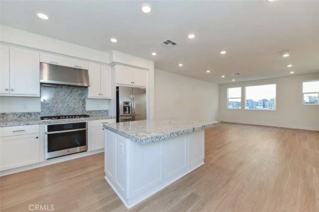 415 Palermo, Lake Forest, CA 92630