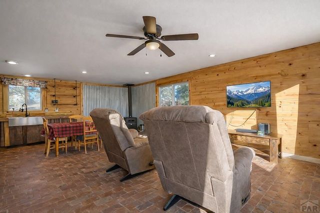 465 Ute Dr, Walsenburg, CO 81089