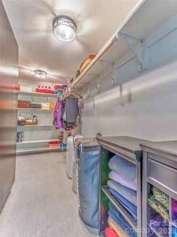 852 Marshall Ridge Road, Edneyville, NC 28792
