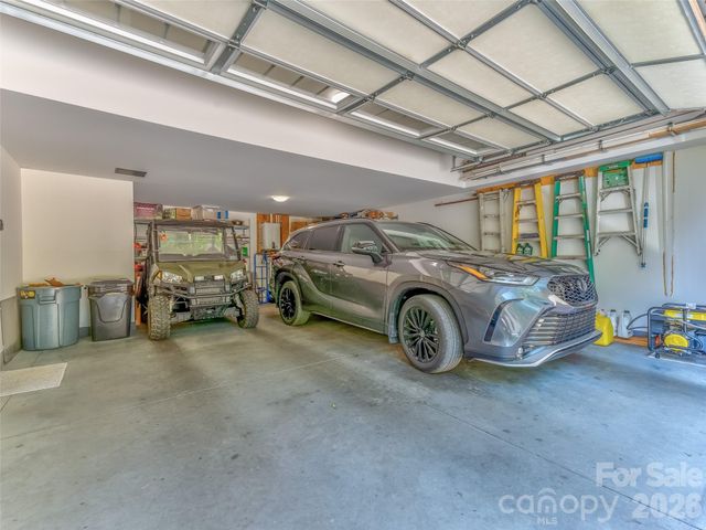 852 Marshall Ridge Road, Edneyville, NC 28792