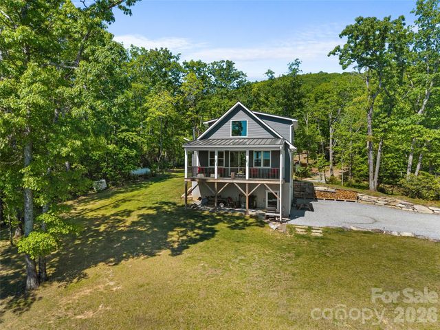 852 Marshall Ridge Road, Edneyville, NC 28792