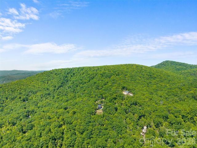 852 Marshall Ridge Road, Edneyville, NC 28792