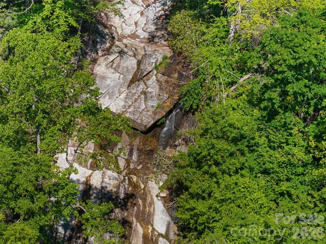 852 Marshall Ridge Road, Edneyville, NC 28792
