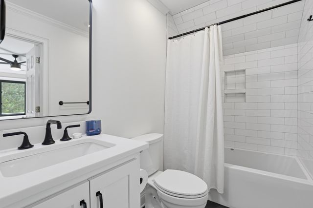 301 S Bennetts Bridge Road, Greer, SC 29651