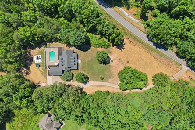 301 S Bennetts Bridge Road, Greer, SC 29651