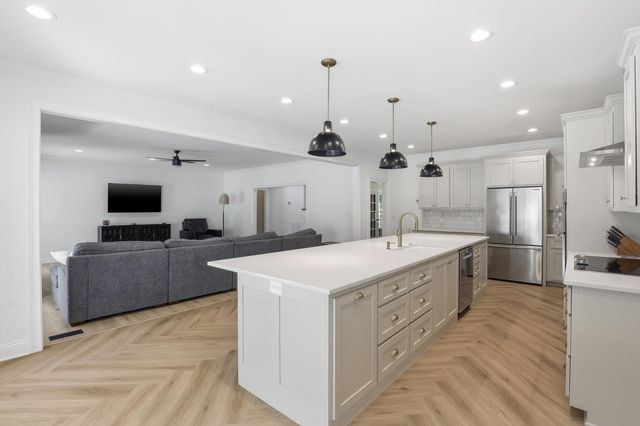 301 S Bennetts Bridge Road, Greer, SC 29651