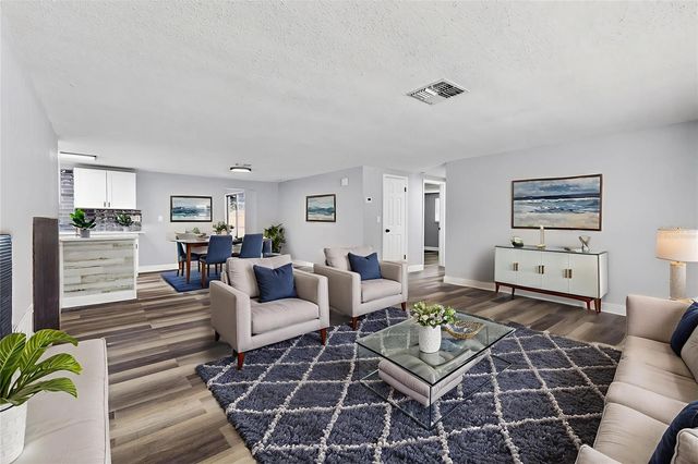 8907 FARMINGTON LANE, Port Richey, FL 34668