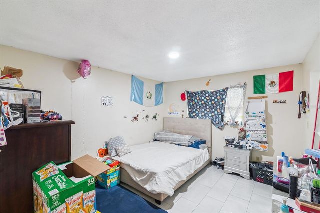 28751 SLEEPY BEAR LANE, Sorrento, FL 32776