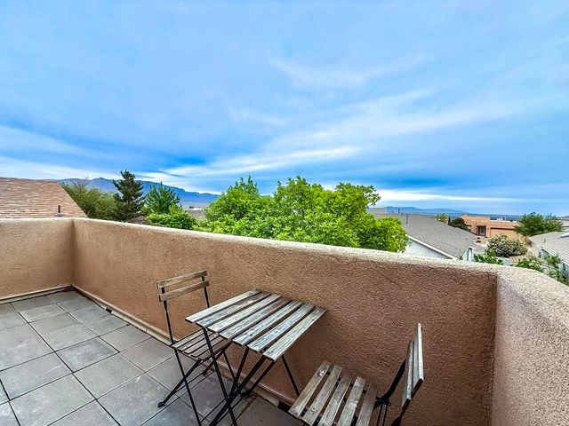 4528 Ambrose Alday Loop SE, Rio Rancho, NM 87124