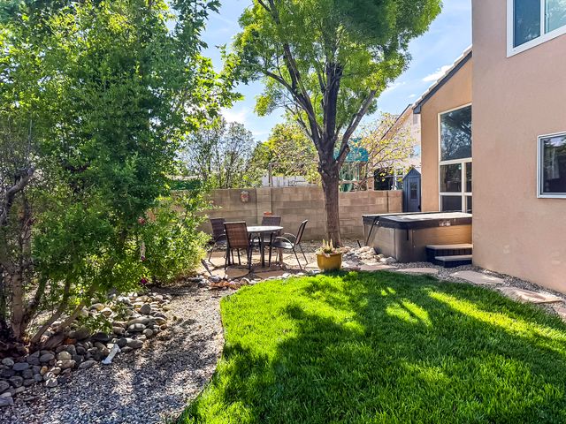 4528 Ambrose Alday Loop SE, Rio Rancho, NM 87124