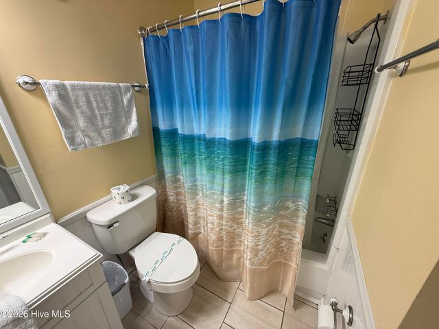 1404 Canal Drive Apt 27, Carolina Beach, NC 28428