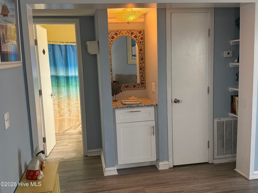 Image 10 of property listing at 1404 Canal Drive Apt 27, Carolina Beach, NC 28428