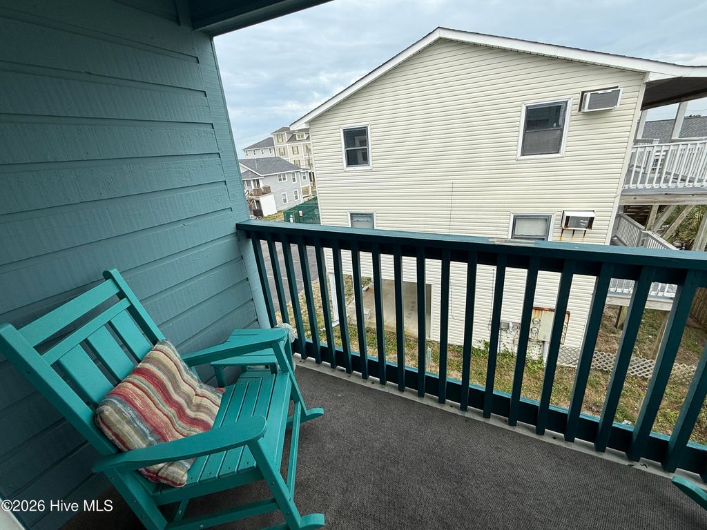 Image 20 of property listing at 1404 Canal Drive Apt 27, Carolina Beach, NC 28428