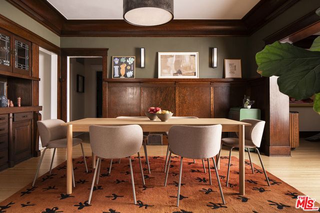 129 N St Andrews Place, Los Angeles, CA 90004