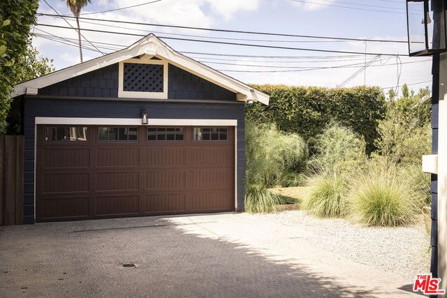 129 N St Andrews Place, Los Angeles, CA 90004