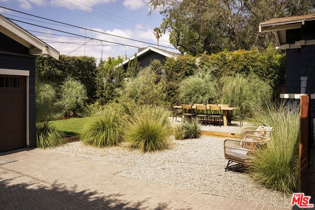 129 N St Andrews Place, Los Angeles, CA 90004