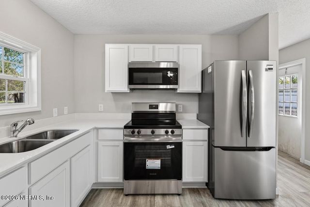 7052 JAMMES Road, Jacksonville, FL 32244