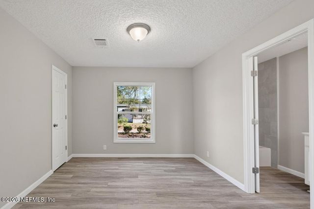 7052 JAMMES Road, Jacksonville, FL 32244
