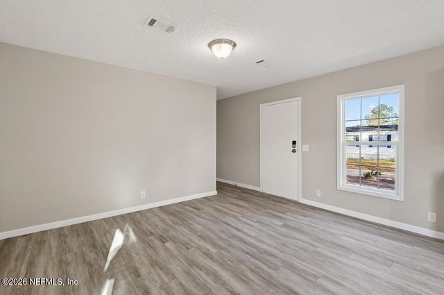 7052 JAMMES Road, Jacksonville, FL 32244