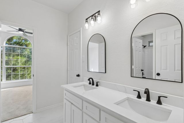 1961 Random Oaks Drive, Rockwall, TX 75087