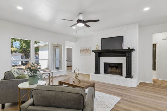 1961 Random Oaks Drive, Rockwall, TX 75087