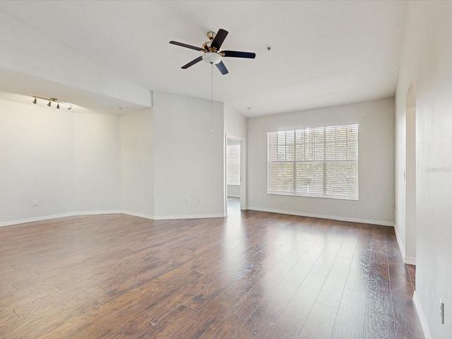 5578 METROWEST BOULEVARD 203, Orlando, FL 32811