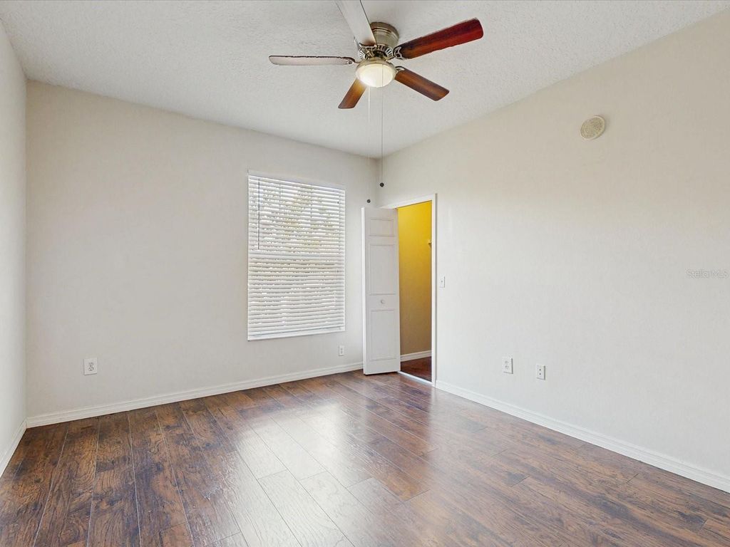 Image 15 of property listing at 5578 METROWEST BOULEVARD 203, Orlando, FL 32811