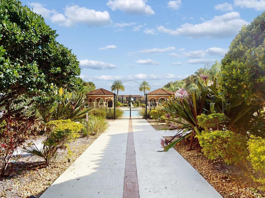 Image 21 of property listing at 5578 METROWEST BOULEVARD 203, Orlando, FL 32811