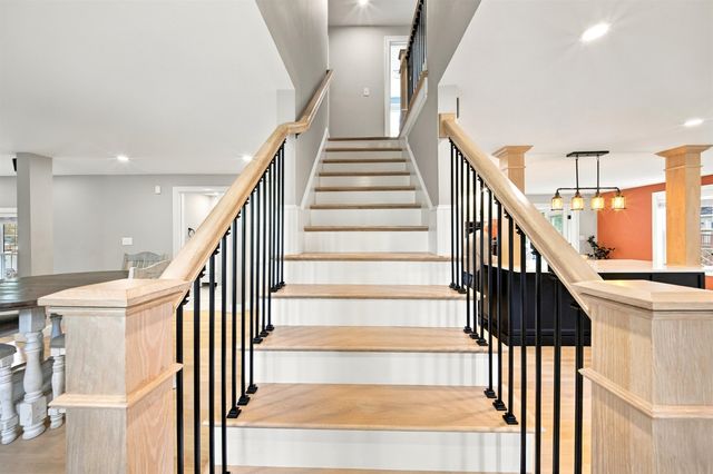 15 Smith Corner Road, Plaistow, NH 03865
