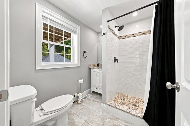 15 Smith Corner Road, Plaistow, NH 03865