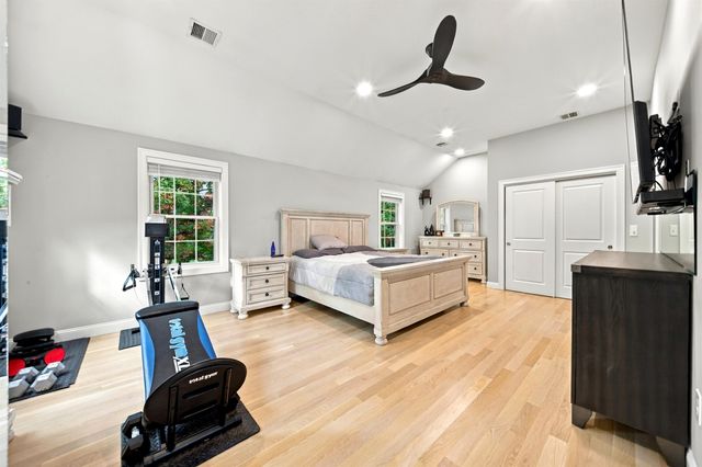 15 Smith Corner Road, Plaistow, NH 03865