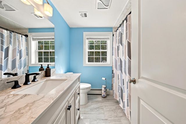 15 Smith Corner Road, Plaistow, NH 03865