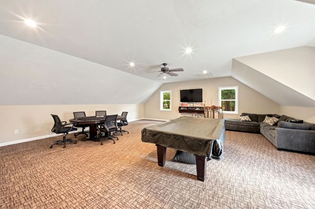 15 Smith Corner Road, Plaistow, NH 03865