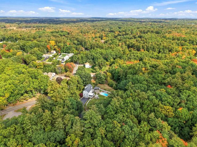 15 Smith Corner Road, Plaistow, NH 03865